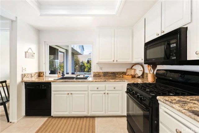 16962 Pacific Coast 201, Huntington Beach, CA 92649