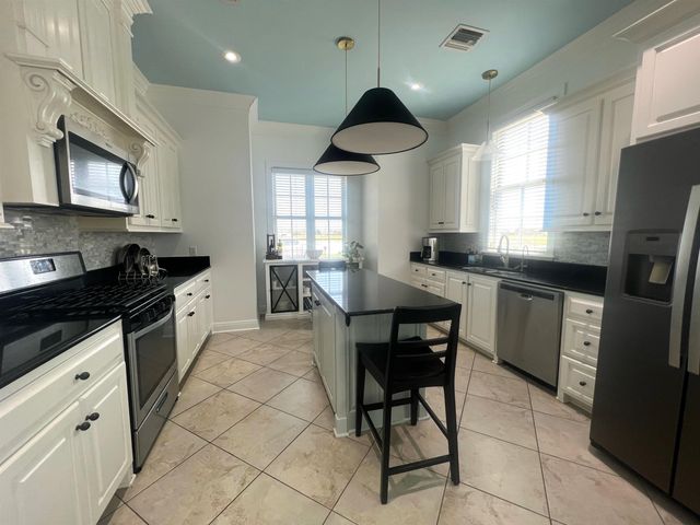 122 Rue Celeste, Thibodaux, LA 70301