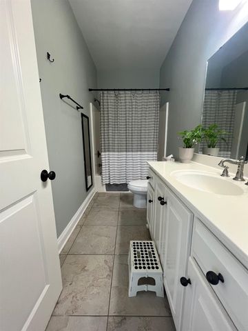 122 Rue Celeste, Thibodaux, LA 70301