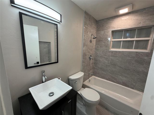 51 LAGOON DRIVE, North Fort Myers, FL 33903