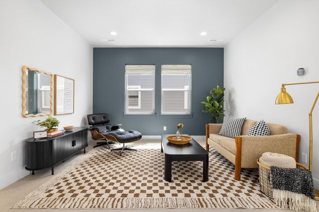 7469 W Diamond Lake Dr, Boise, ID 83714