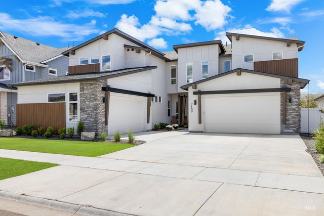 7469 W Diamond Lake Dr, Boise, ID 83714