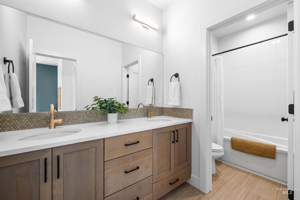 7469 W Diamond Lake Dr, Boise, ID 83714 photo 21