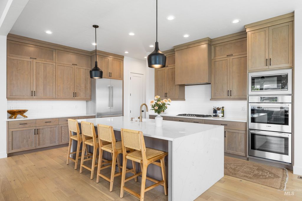 7469 W Diamond Lake Dr, Boise, ID 83714 photo 6