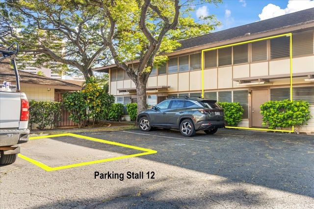 4906 Kilauea Avenue 2, Honolulu, HI 96816
