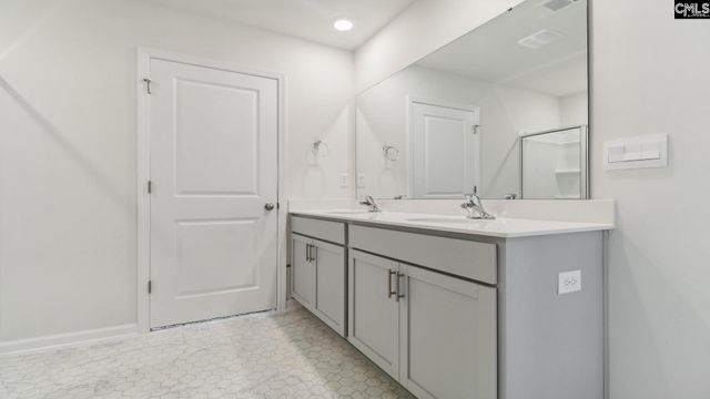 618 Edgetree Drive, Hopkins, SC 29061