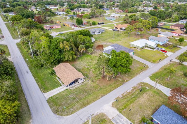 3804 Avenue M, Fort Pierce, FL 34947