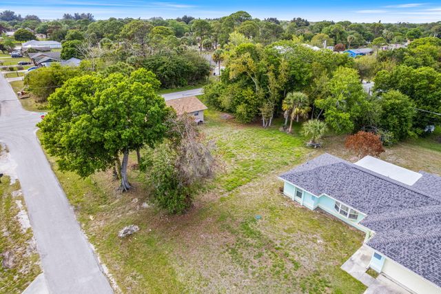 3804 Avenue M, Fort Pierce, FL 34947