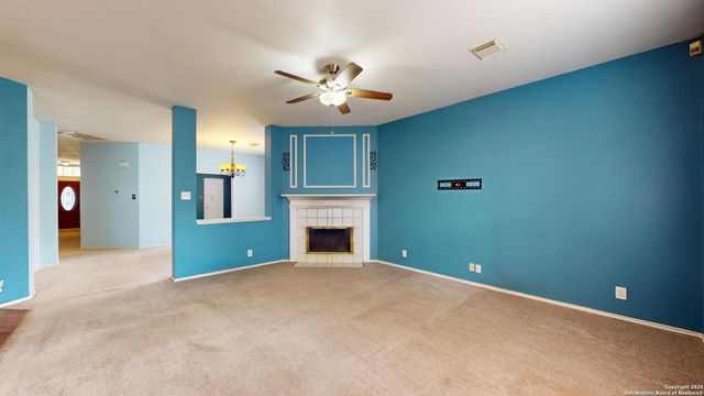 213 tapwood, Cibolo, TX 78108