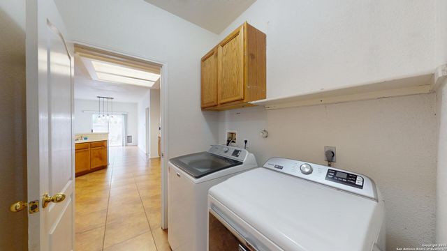 213 tapwood, Cibolo, TX 78108