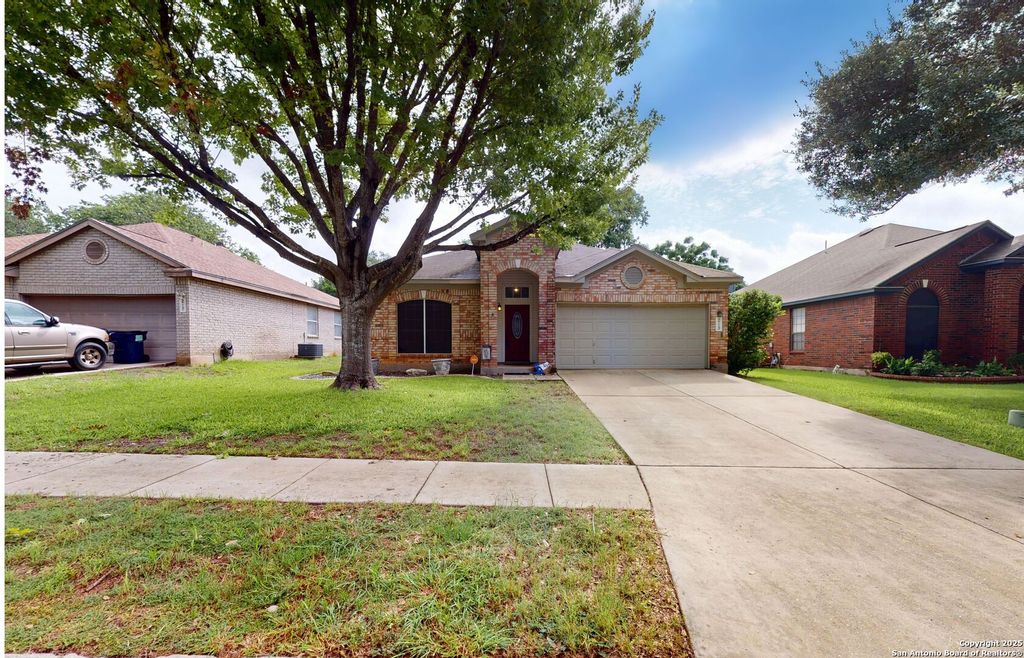 213 tapwood, Cibolo, TX 78108