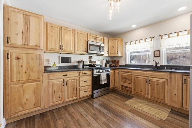 96 Lafayette Road, Hampton Falls, NH 03844