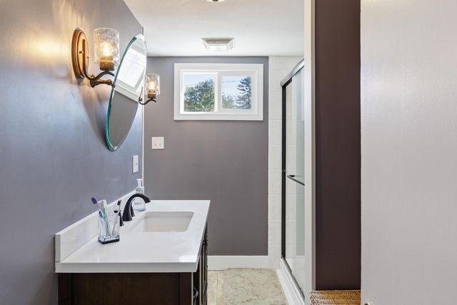 96 Lafayette Road, Hampton Falls, NH 03844