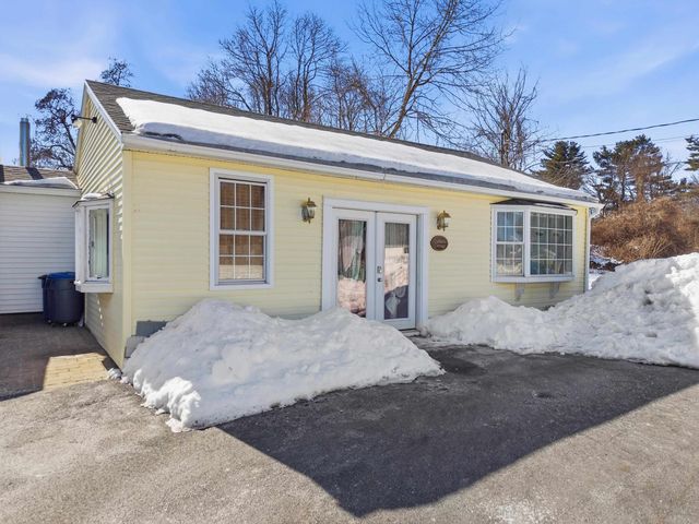 96 Lafayette Road, Hampton Falls, NH 03844