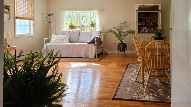 96 Lafayette Road, Hampton Falls, NH 03844