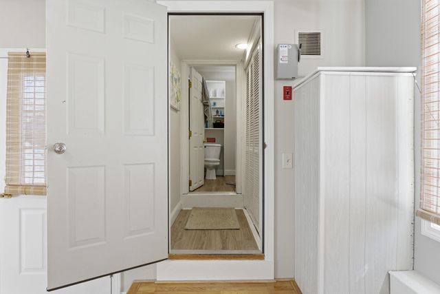 96 Lafayette Road, Hampton Falls, NH 03844