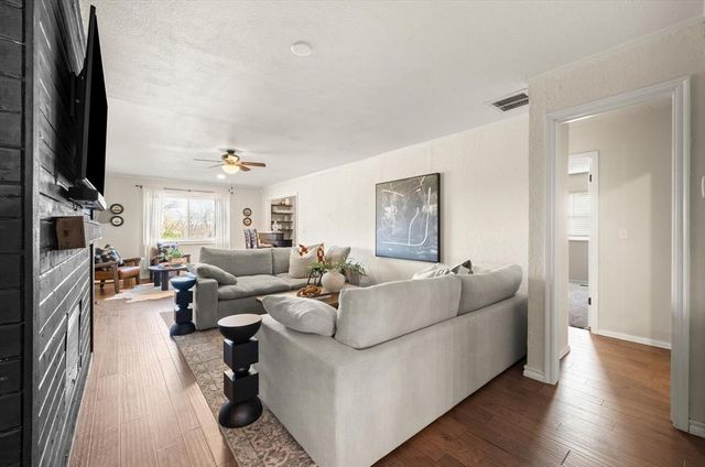 1100 Liveoak Drive, Edmond, OK 73034