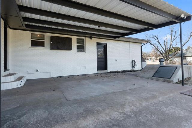 1100 Liveoak Drive, Edmond, OK 73034