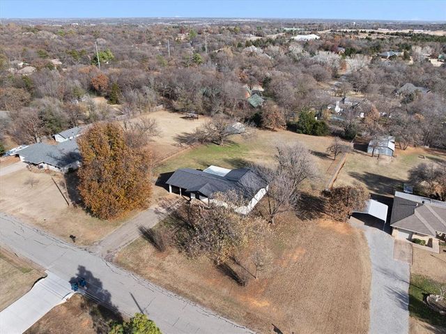 1100 Liveoak Drive, Edmond, OK 73034