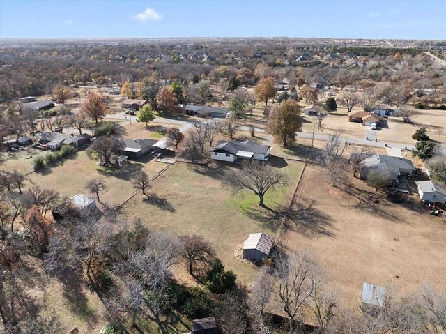 1100 Liveoak Drive, Edmond, OK 73034