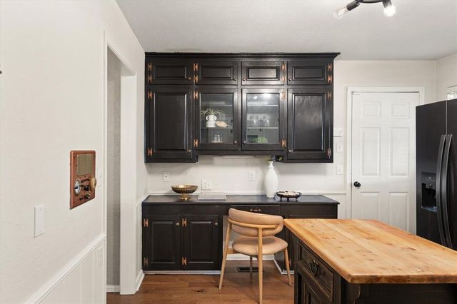 1100 Liveoak Drive, Edmond, OK 73034