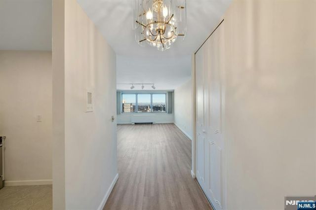 2100 Linwood Avenue 22P, Fort Lee, NJ 07024