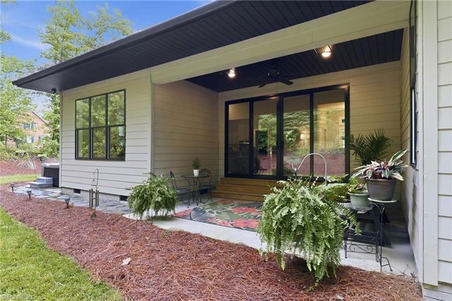 104 Trafalgar Drive, Lexington, NC 27292