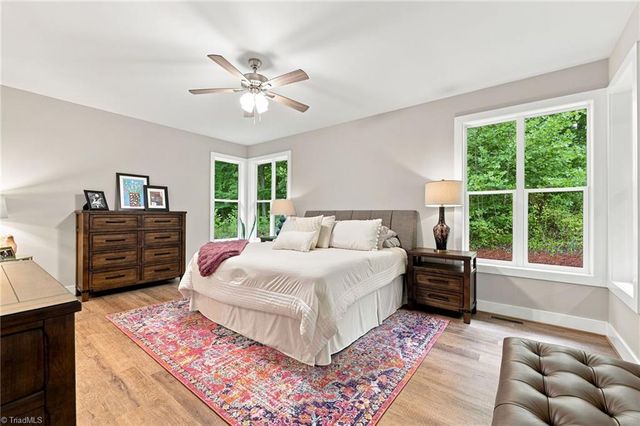 104 Trafalgar Drive, Lexington, NC 27292