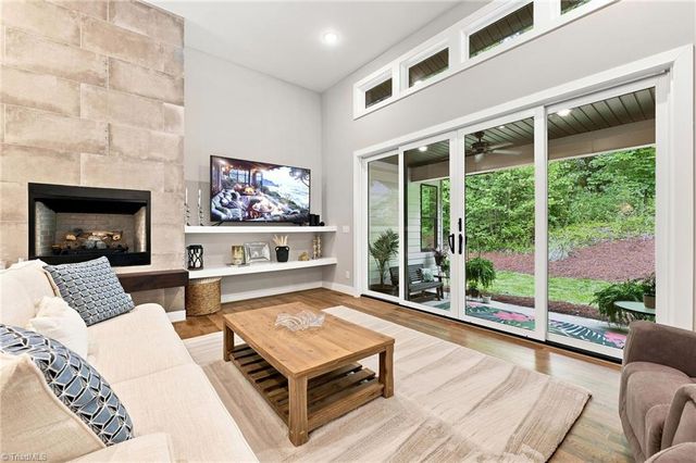 104 Trafalgar Drive, Lexington, NC 27292