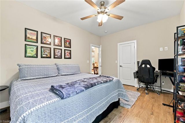 104 Trafalgar Drive, Lexington, NC 27292