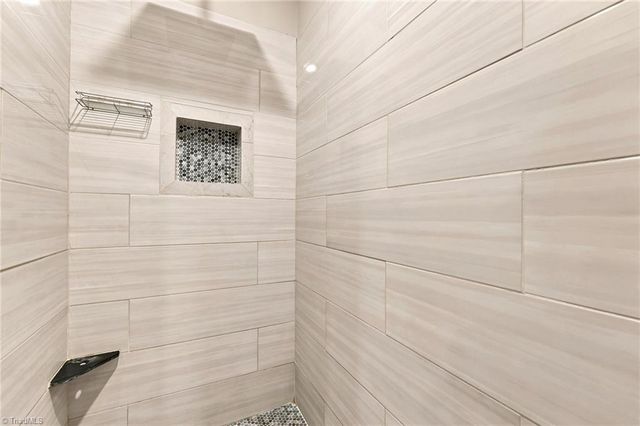 104 Trafalgar Drive, Lexington, NC 27292