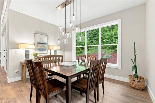 104 Trafalgar Drive, Lexington, NC 27292