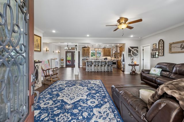 7 Shenandoah Cir, Carthage, TN 37030