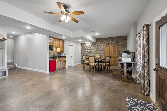 7 Shenandoah Cir, Carthage, TN 37030