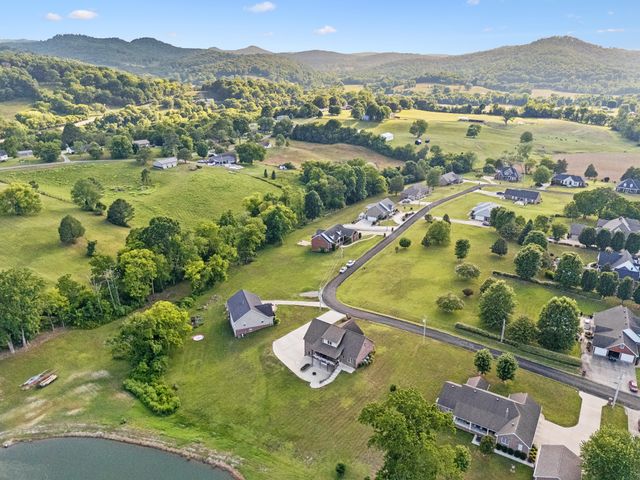 7 Shenandoah Cir, Carthage, TN 37030