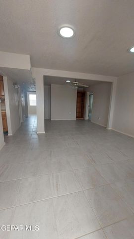 675 SANTA BARBARA Drive, El Paso, TX 79915