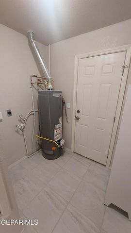 675 SANTA BARBARA Drive, El Paso, TX 79915