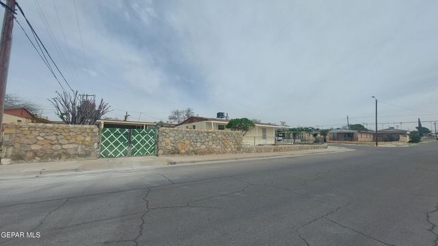 675 SANTA BARBARA Drive, El Paso, TX 79915