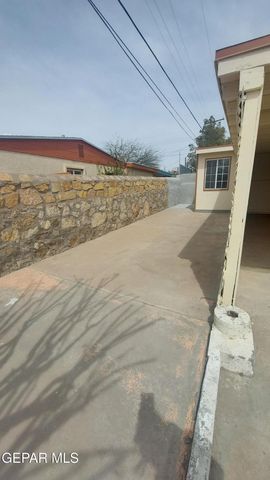 675 SANTA BARBARA Drive, El Paso, TX 79915