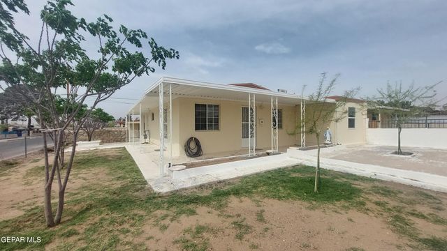 675 SANTA BARBARA Drive, El Paso, TX 79915