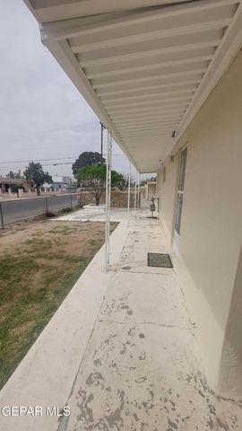 675 SANTA BARBARA Drive, El Paso, TX 79915