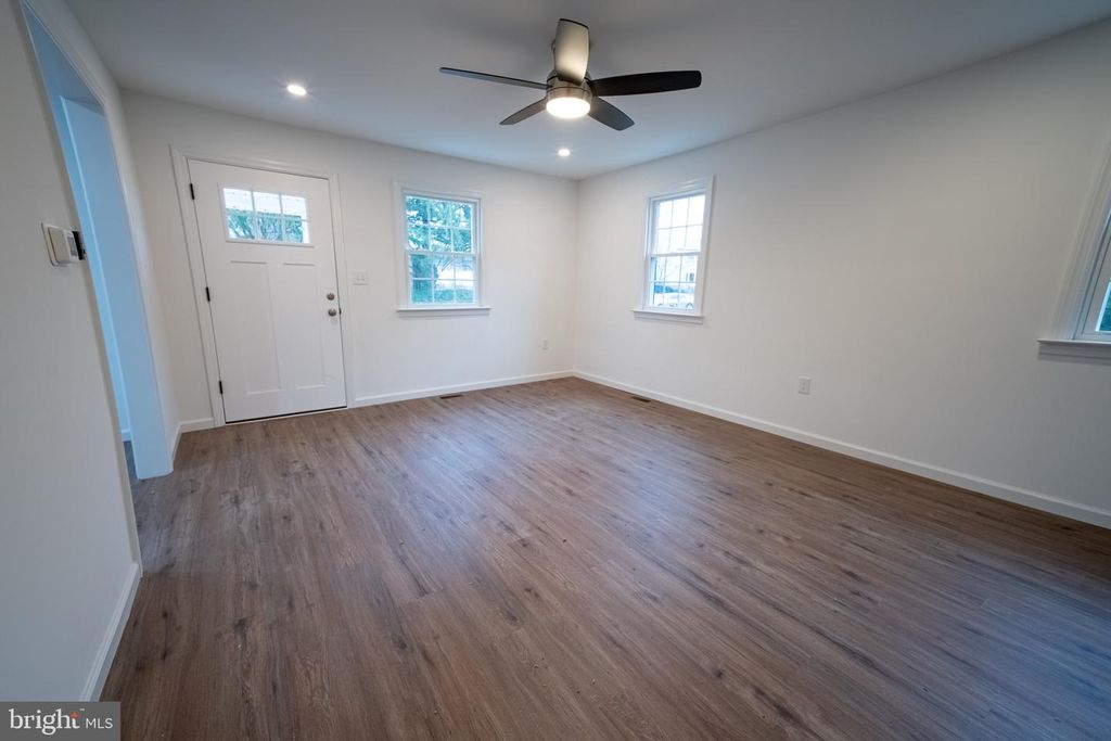 45 BURKE AVE, WOODBURY, NJ 08096 — photo 3