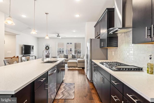 1931 GREENBRIAR HALL RD, Dumfries, VA 22026