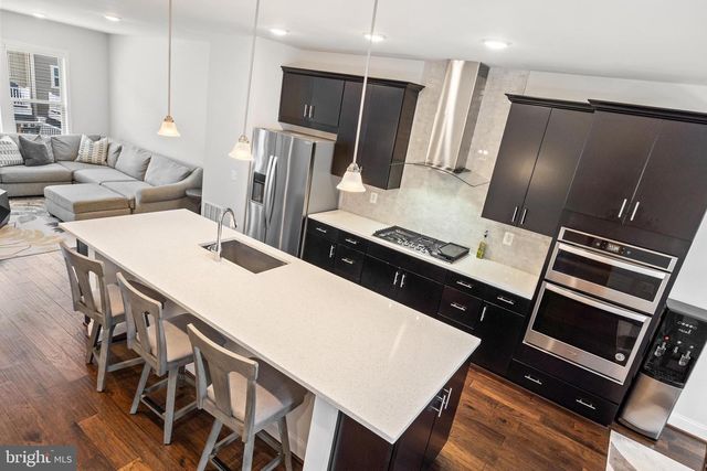 1931 GREENBRIAR HALL RD, Dumfries, VA 22026