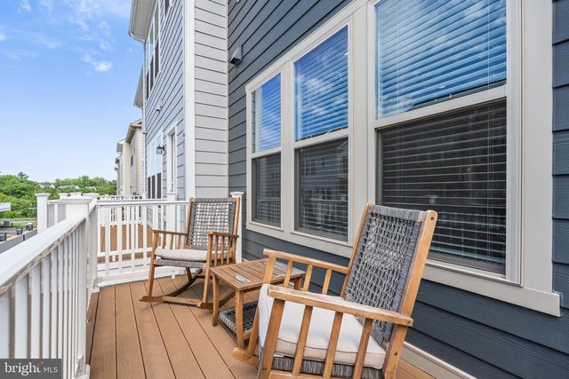 1931 GREENBRIAR HALL RD, Dumfries, VA 22026