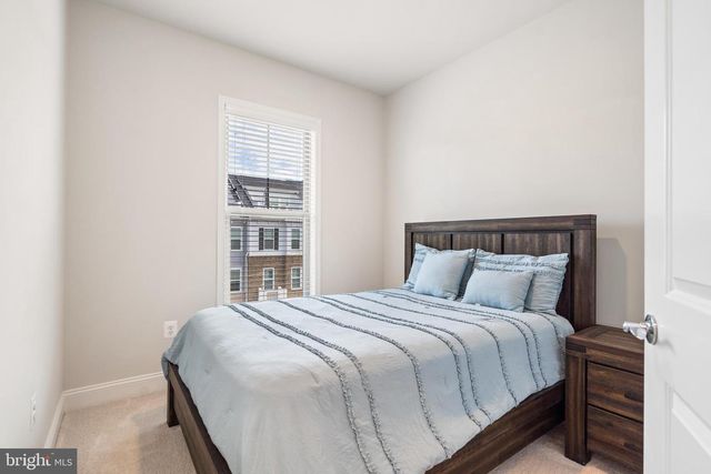 1931 GREENBRIAR HALL RD, Dumfries, VA 22026