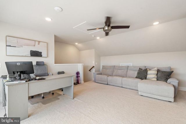 1931 GREENBRIAR HALL RD, Dumfries, VA 22026