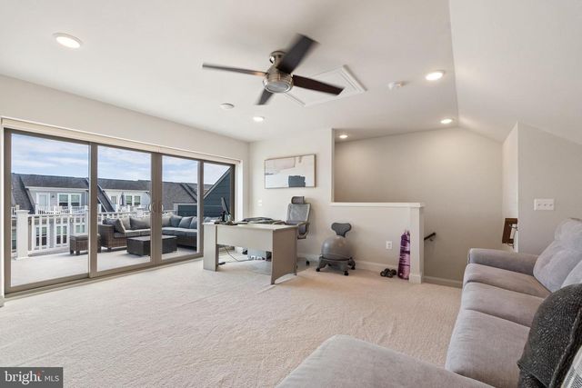 1931 GREENBRIAR HALL RD, Dumfries, VA 22026