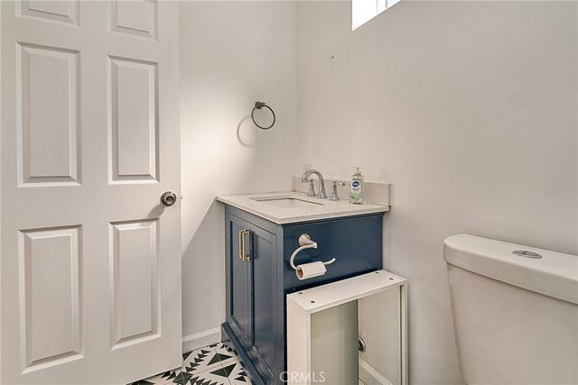 3013 W West View Street, Los Angeles, CA 90016