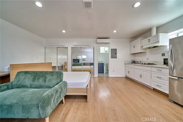 3013 W West View Street, Los Angeles, CA 90016
